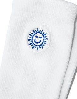 supergoop_pdp_socks_closeup