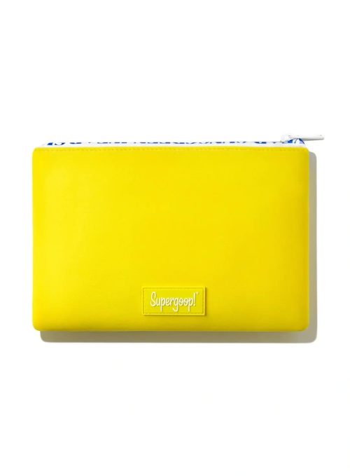 supergoop-wear-sunscreen-neoprene-zip-pouch-back_6873c2f9-0aa9-4e6a-b507-7e94bef5f284-2